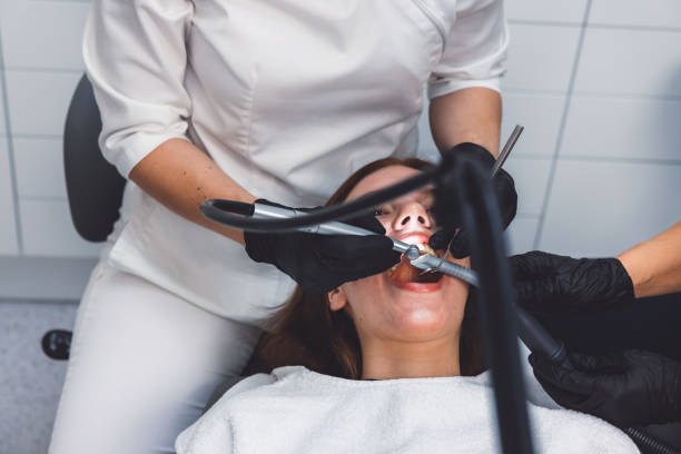 Best Broken or Cracked Tooth Emergency Dentist in Jonesboro, IN